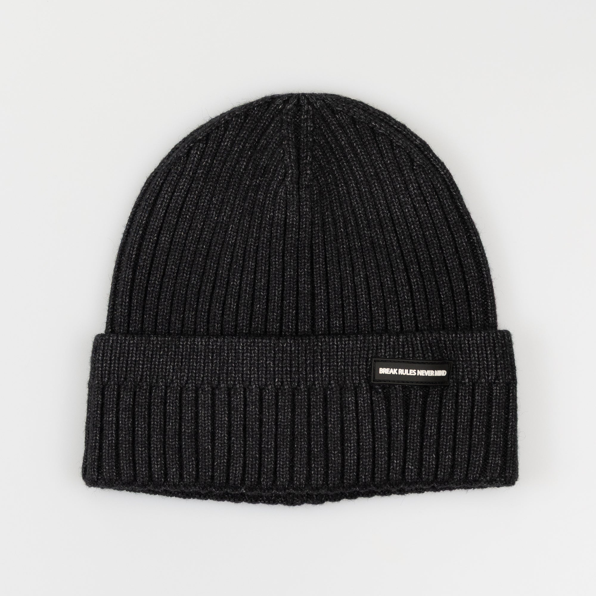 Cappello con risvolto 